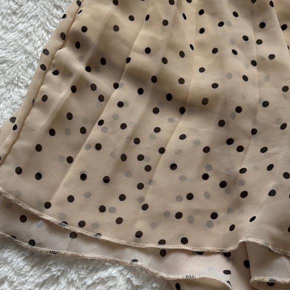 Polka Dot Pleated Skirt - Cream and Black. Elastic Waist - Picture 2 of 5